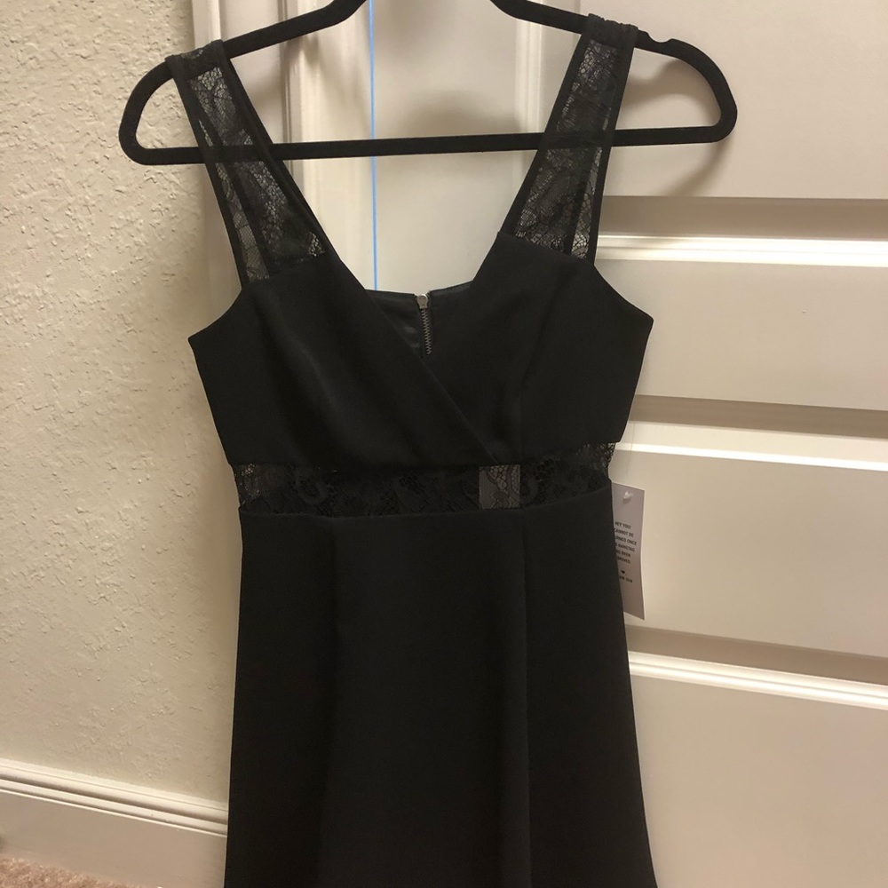 Dress - Picture 2 of 5